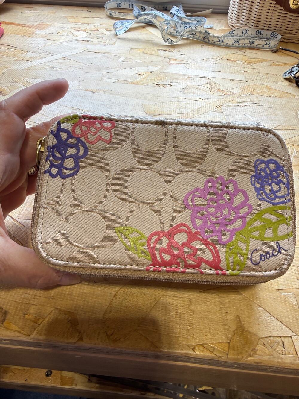 Coach Signature & Floral Print Jewelry Travel Case Zip Closure